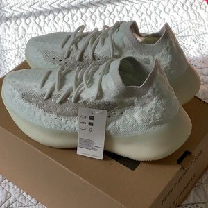 NWT Yeezy Boost 380